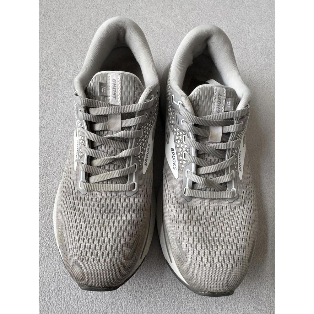 Size 9.5 - Brooks Ghost 14 Gray - 120356-1B-089